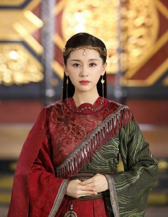 莫倾城(电视剧《太古神王》女主角)