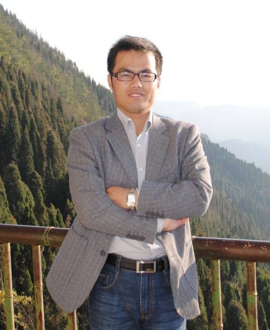 朱振华（红河学院人文学院新闻传播学系教师）