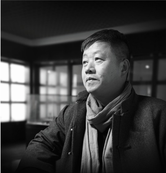 卢伟（中国工美行业艺术大师）