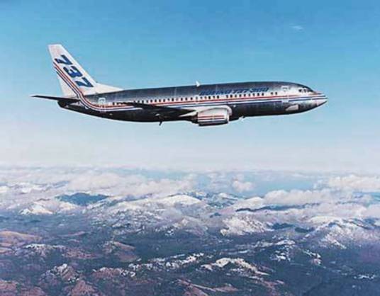 波音737-300