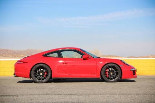 保时捷911 Carrera GTS