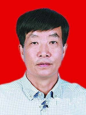 崔明(新疆乌鲁木齐县委统战部原部长)