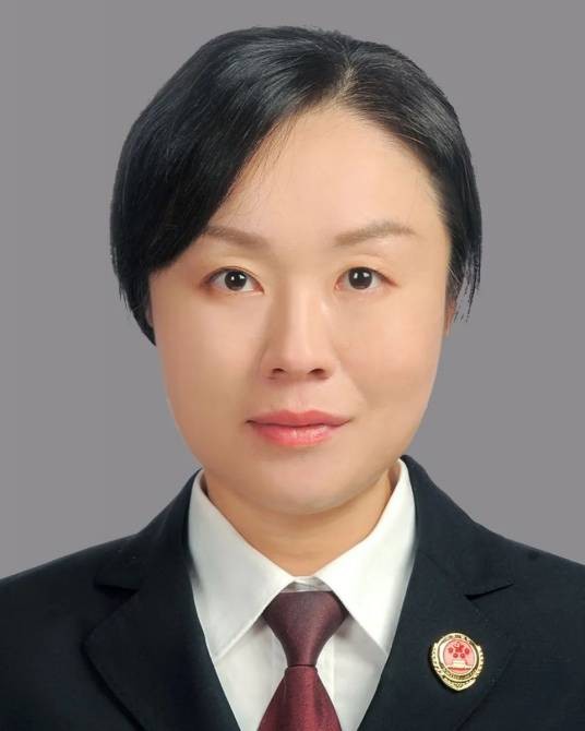 徐丹丹（上海市虹口区人民检察院政治部主任）