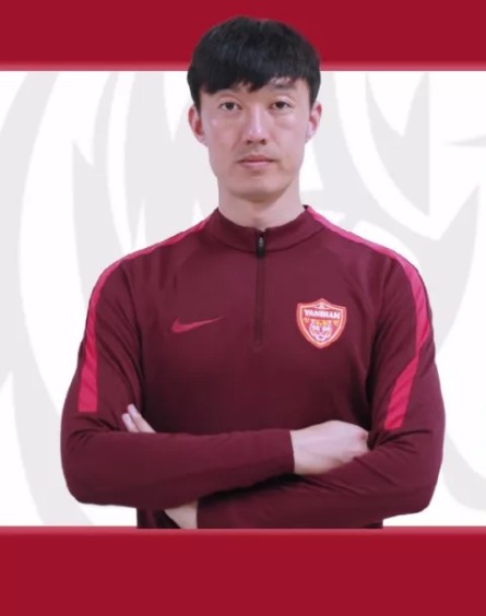 王猛(中国足球运动员)