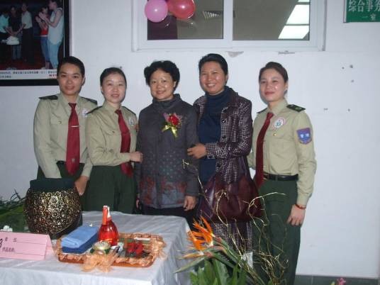 王绍仪（中国插花花艺协会副会长）