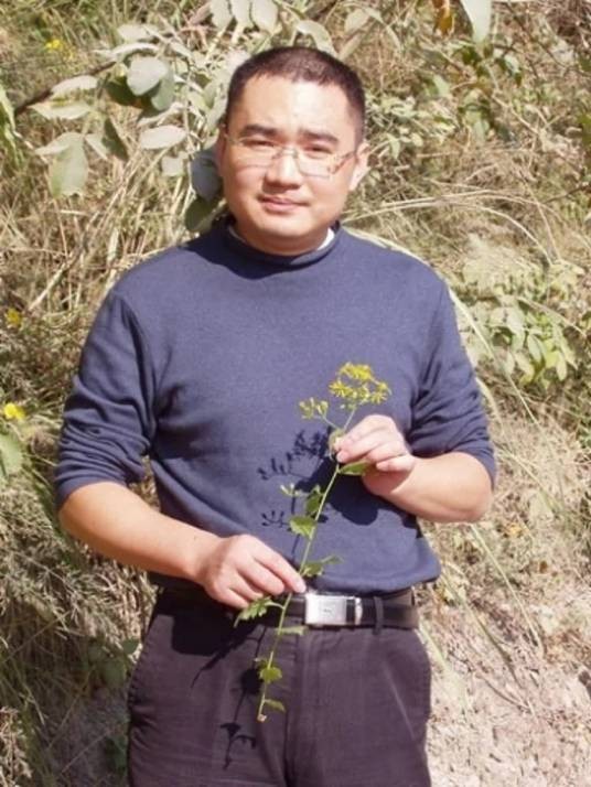 赵昱(浙江大学药学院药学系主任)