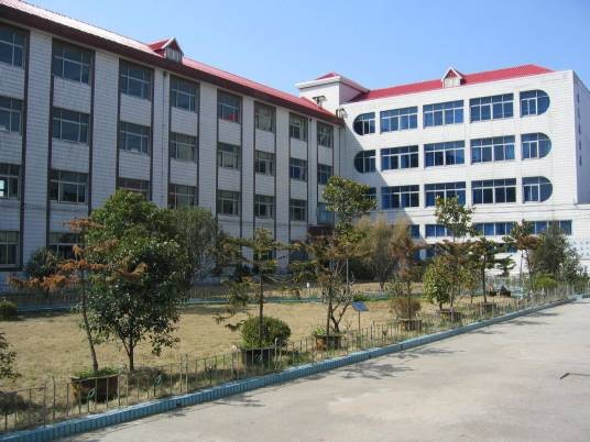 浦东新区蔡路逸夫小学
