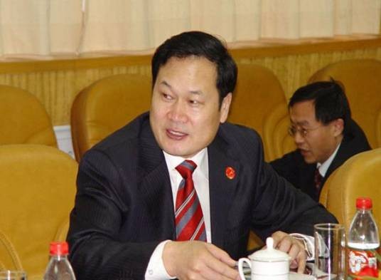 王学进（中学校长）
