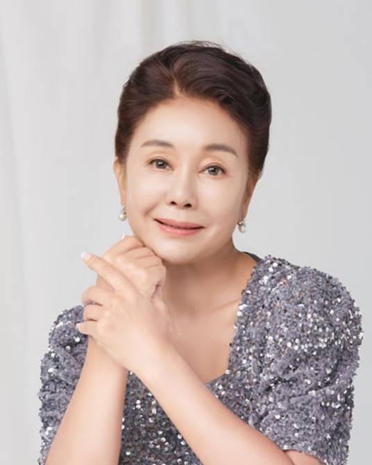 金青(韩国影视女演员)