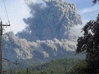 布卢桑火山