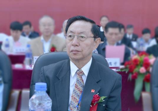李玉堂（吉林省人大常委会原副主任、一汽原党委书记）