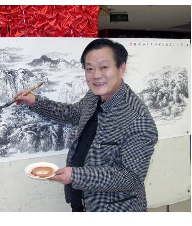 刘春华(花鸟山水画家)