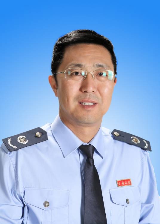 哈斯巴根（国家税务总局阿拉善盟税务局原党委书记、局长）