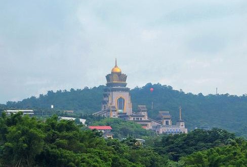 中台禅寺事件