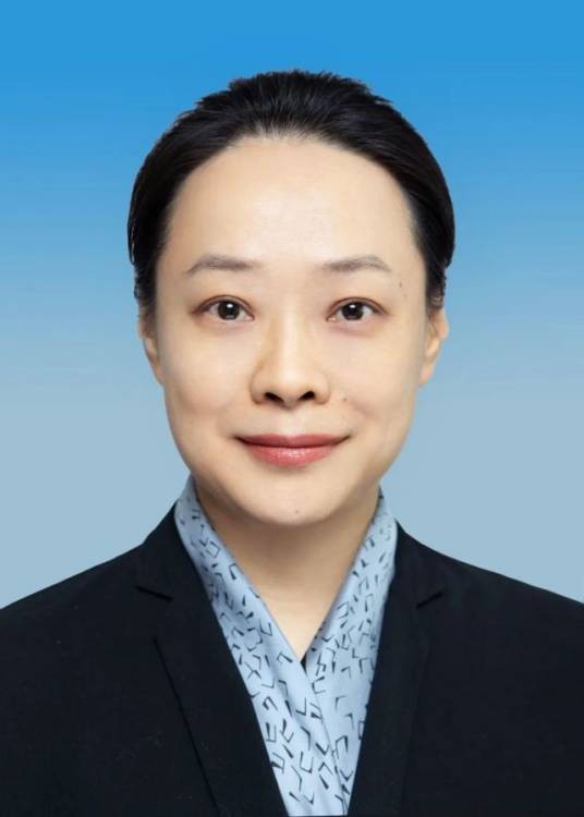 卢敏(第十四届全国政协农业和农村委员会委员,无锡市政府副市长)
