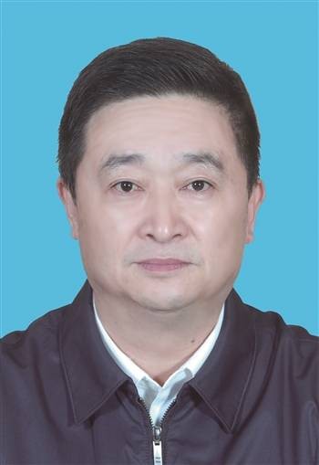 张行（贵州省司法厅原党委副书记）