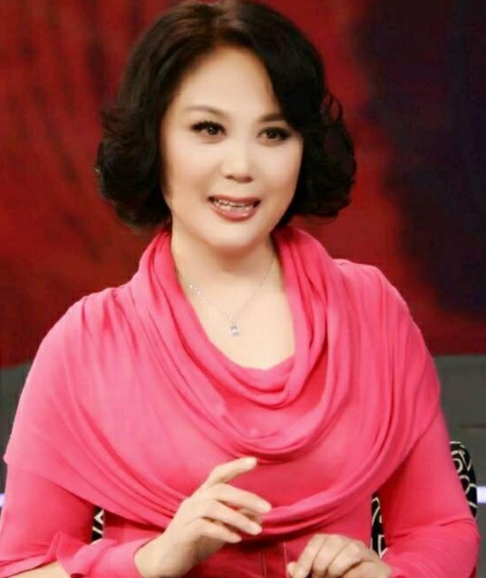 李桂英（锡剧艺术家）