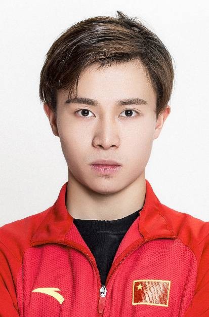 陈治龙（中国体操运动员）