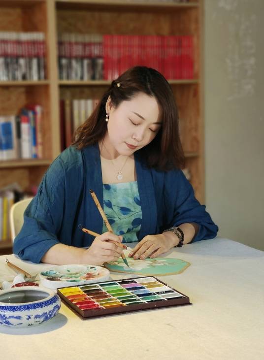 马丽(画家、中国美术家协会会员)