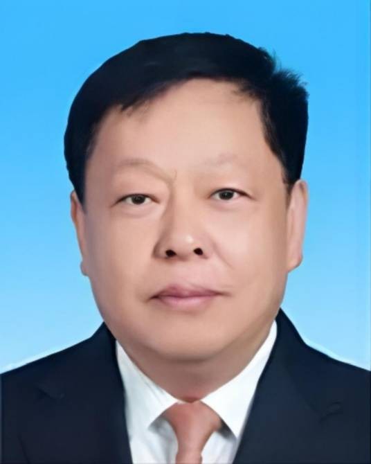 张晓兵(宁夏回族自治区发展和改革委员会原党组成员、驻委纪检监察组原组长)