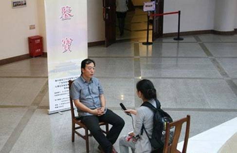 何欣(故宫博物院副研究员)