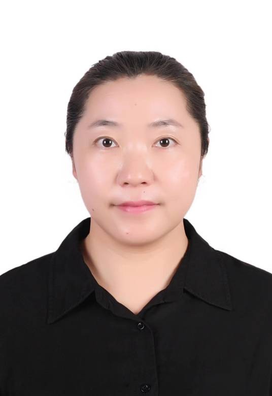 乌兰图雅（北京市第十六届人大代表，北京市房山区燕山城市管理综合事务中心副主任）