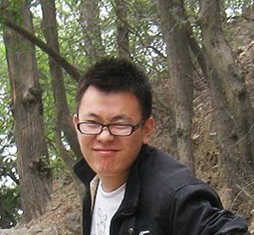张旭光（著名青年设计师）