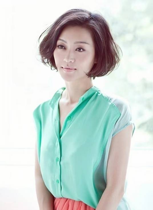 王冠(中国内地女演员、战友文工团京剧演员)