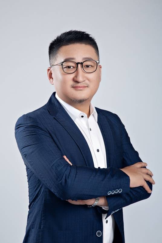 侯晓楠（第十四届上海政协委员，阅文集团CEO兼总裁、腾讯平台与内容事业群副总裁）