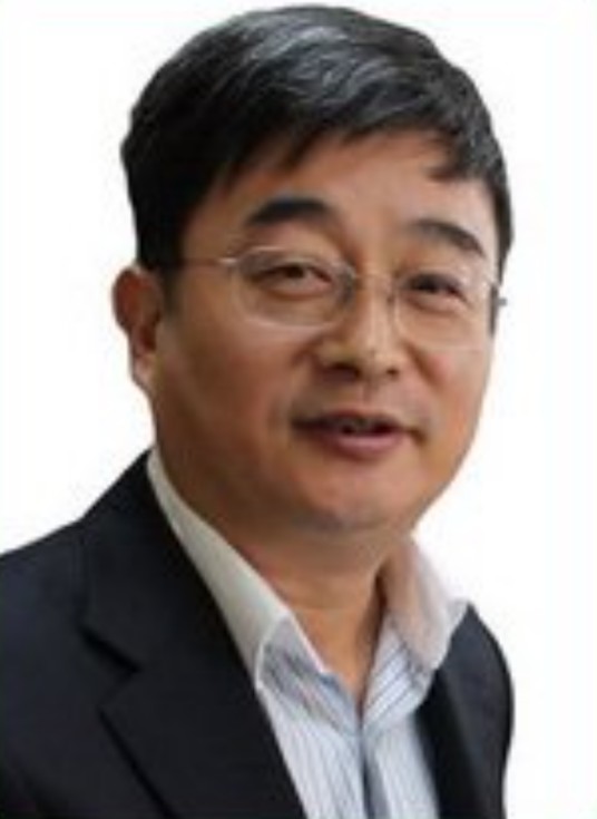 郑强（浙江平湖中学教师）