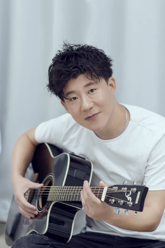 李超(中国男歌手)