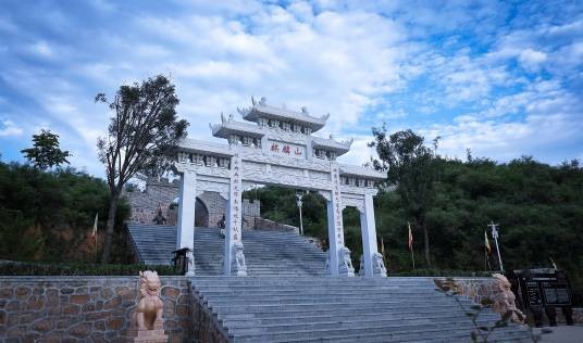 麒麟山(广东省封开县麒麟山)