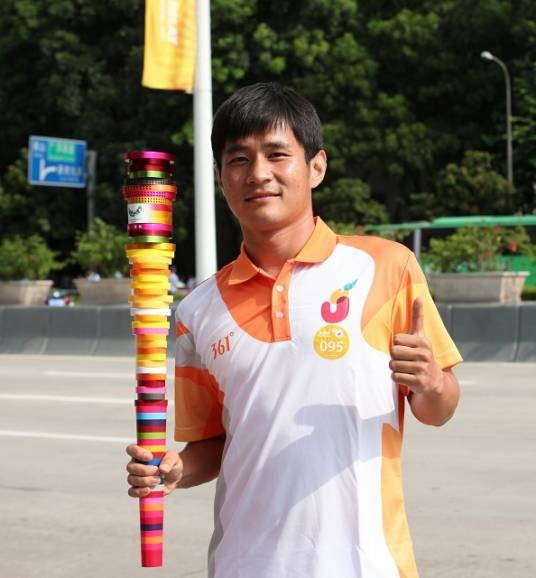 杨阳(大运男足博士)