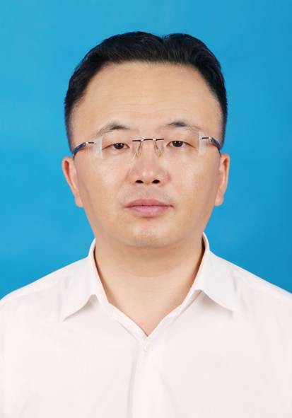 袁勇(江西省庐山市委常委、庐山旅发委党委书记、主任,宣传部部长、市政府副市长)