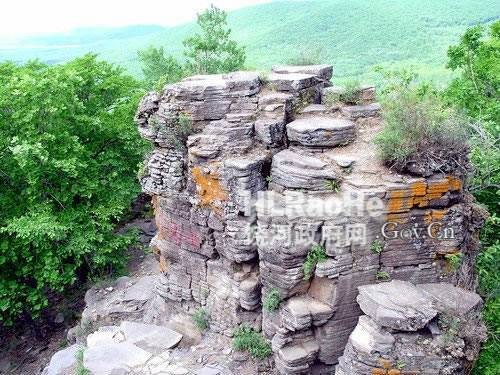 喀尔喀玄武岩石林地质公园