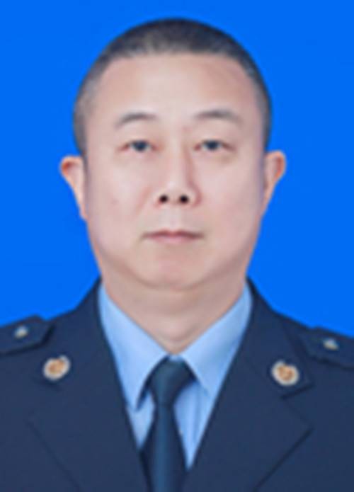 黄辉（国家税务总局乳源瑶族自治县税务局副局长）