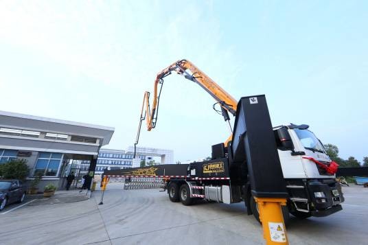 三一重工Y5418THB52混凝土泵车