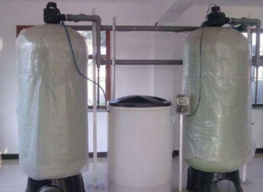 自动软水器