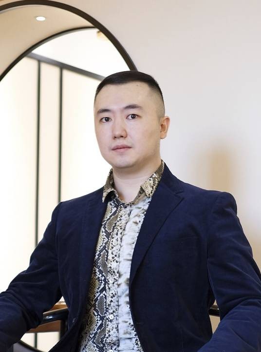 李卓（中国设计杰出青年知名设计师）