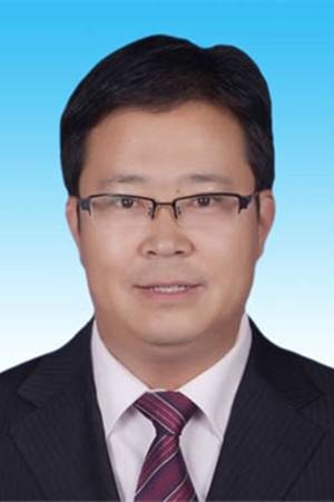 李成义(喀什地区发展改革委党组成员、副主任)