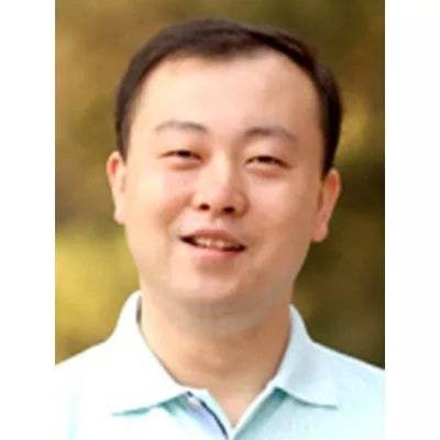 刘嘉（首都师范大学高师培训中心常务副主任）