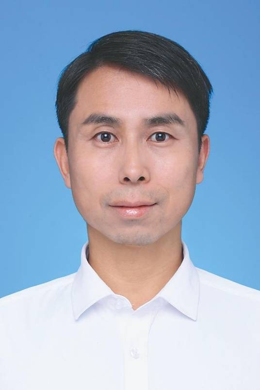 王盼盼（哈尔滨工业大学副研究员）