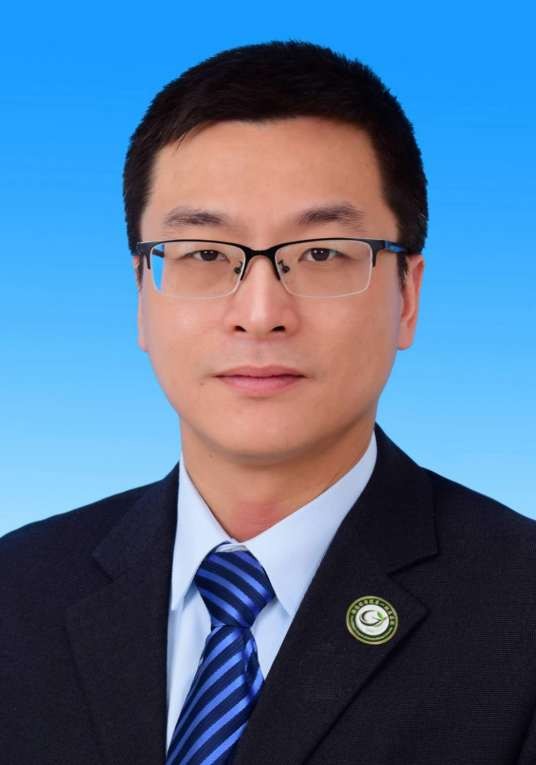陈小波（副主任医师、副教授、博士）
