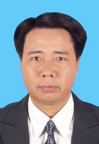 邓伟强(中共广州市海珠区委原书记,区人大常委会原主任)