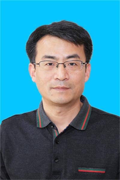 李群(中国共产党南京财经大学第四届委员会常务委员会委员、委员会副书记)