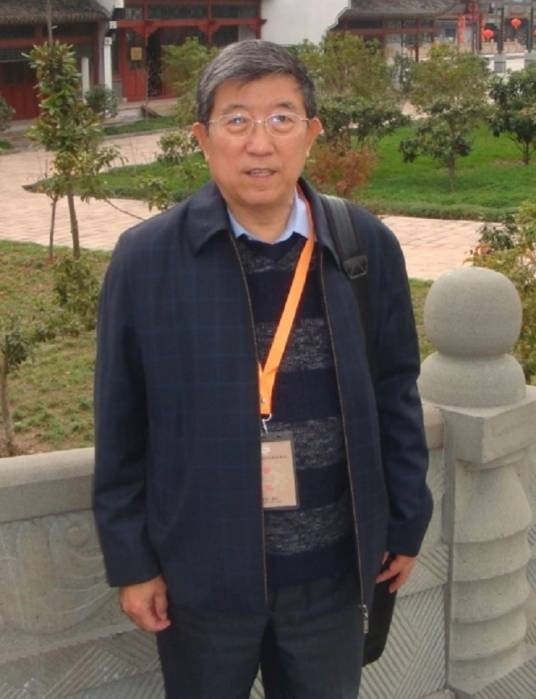 刘建业(收藏家协会的秘书长)