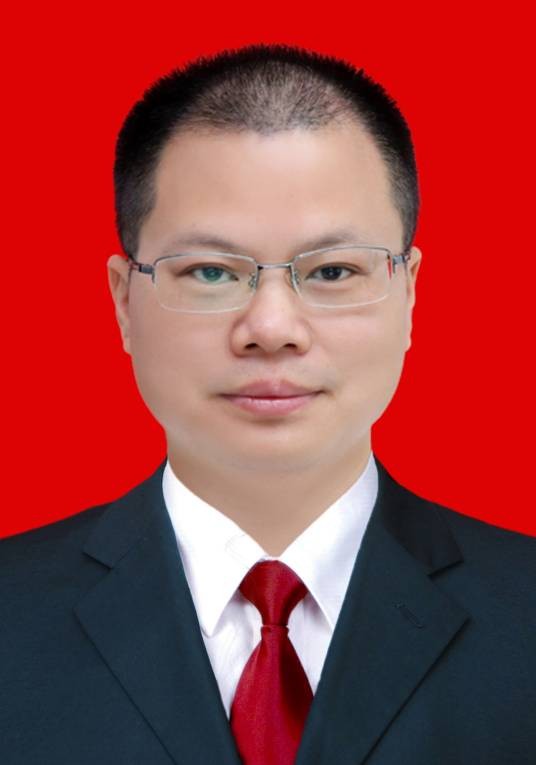 罗英杰(四川省巴中市南江县委常委、县纪委书记,县监委主任)