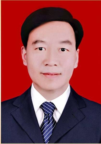 王小庆(湖北省钟祥市人大常委会党组书记、主任)