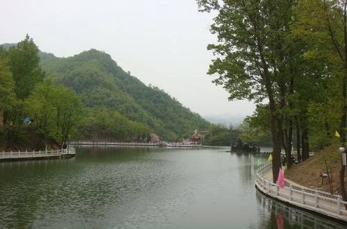 九龙山自然风景区（北京市九龙山自然风景区）