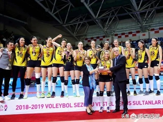 为什么有人说土耳其女排联赛是水平最高的,但土耳其女排并不是很强?